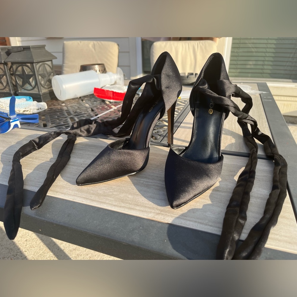 New Bebe Black Silk Satin Ribbon Lace Up Stilletto Heels Women’s 6